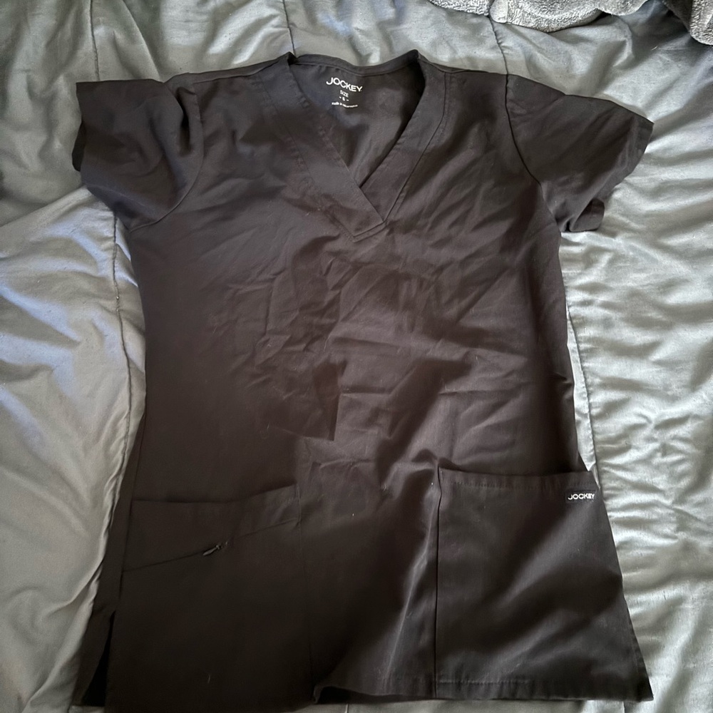 Scrub tops - Picture 3 of 4